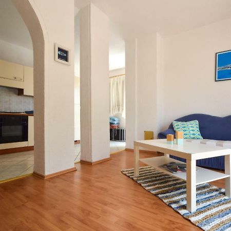 Apartment Mara-1 By Interhome Anić Eksteriør billede